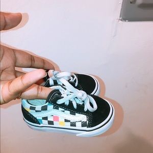 Toddler vans 4c